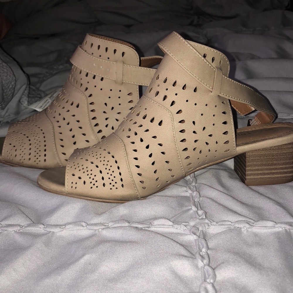 Little wedges